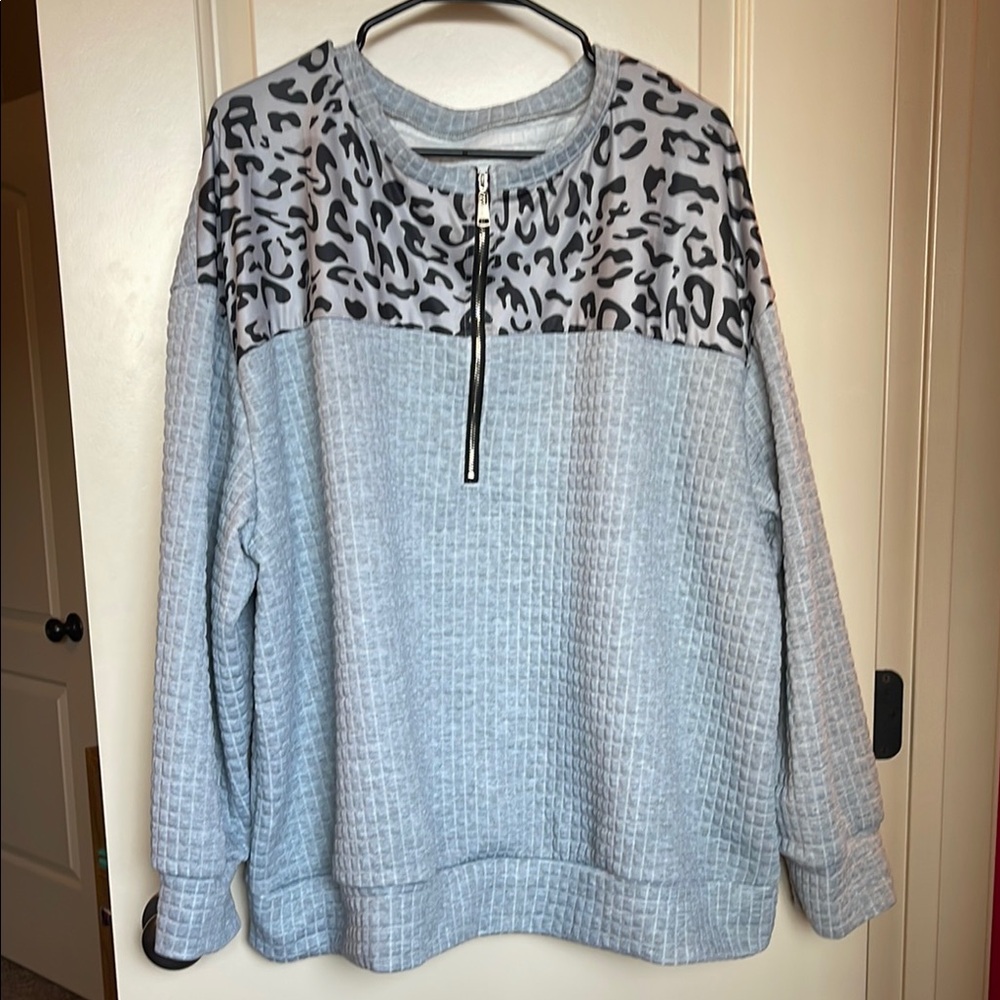 SHEIN Gray Leopard Print Sweatshirt